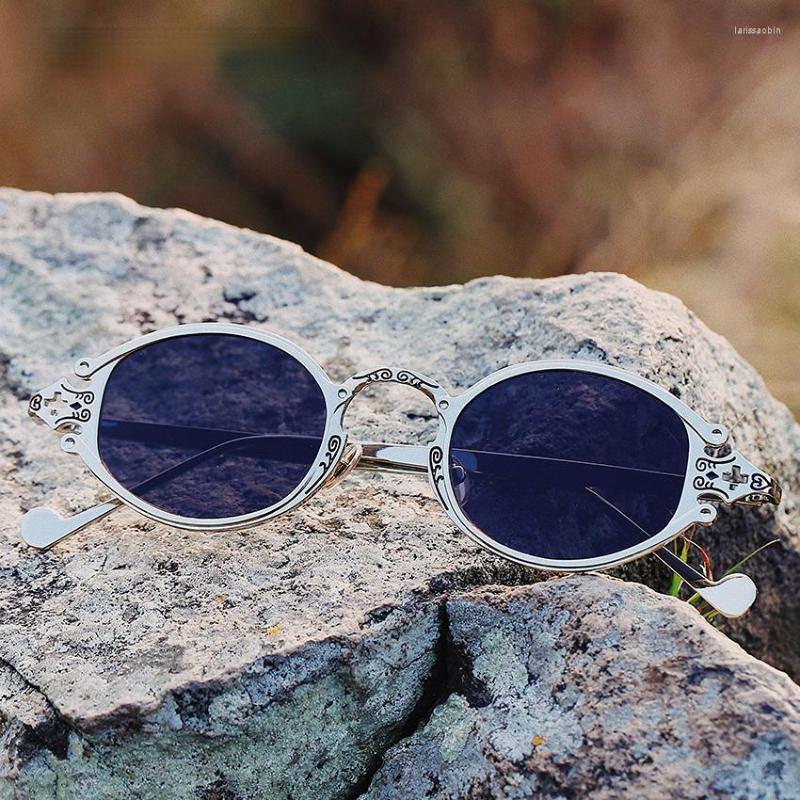 Sunglasses Cateye Street Shoot Man Women Retro Steampunk Glasses Gothic Oval Metal Frame Carved Gafas Sol Mujer
Sunglasses Cateye Street Shoot Man Women Retro Steampunk Glasses Gothic Oval Metal Frame Carved Gafas Sol Mujer