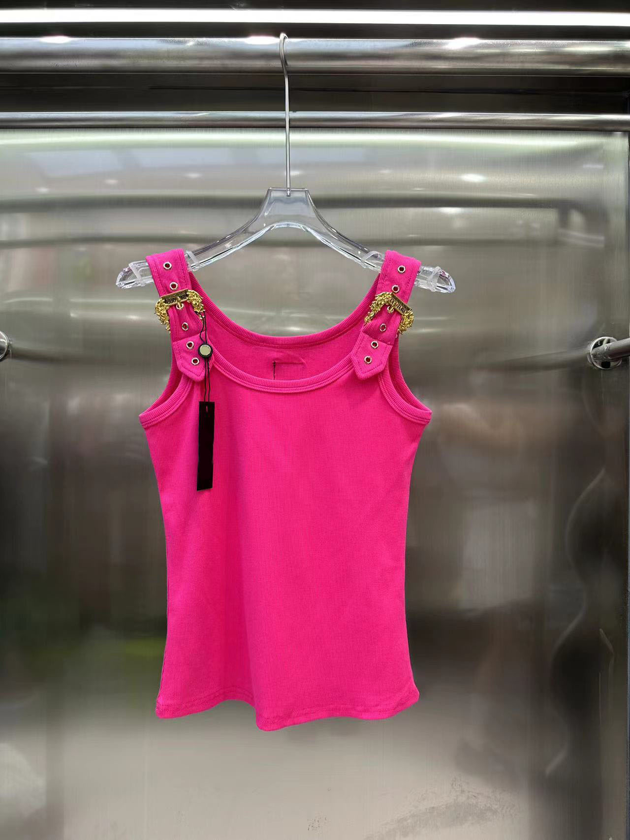 New Summer 2023 Women's Gold Metal Tops Fashion U-neck Elegant Soild Shirts For Women Casual Sleeveless Tops, White
New Summer 2023 Women's Gold Metal Tops Fashion U-neck Elegant Soild Shirts For Women Casual Sleeveless Tops, White