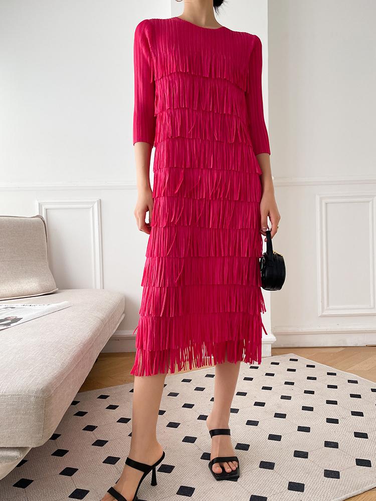 Dresses Miyake Pleats Tassel Rose Red Dress Women 2023 New Spring Autumn Designer Elegant Causal Three Quarter Sleeve Long Dresses, Sky blue
Dresses Miyake Pleats Tassel Rose Red Dress Women 2023 New Spring Autumn Designer Elegant Causal Three Quarter Sleeve Long Dresses, Sky blue