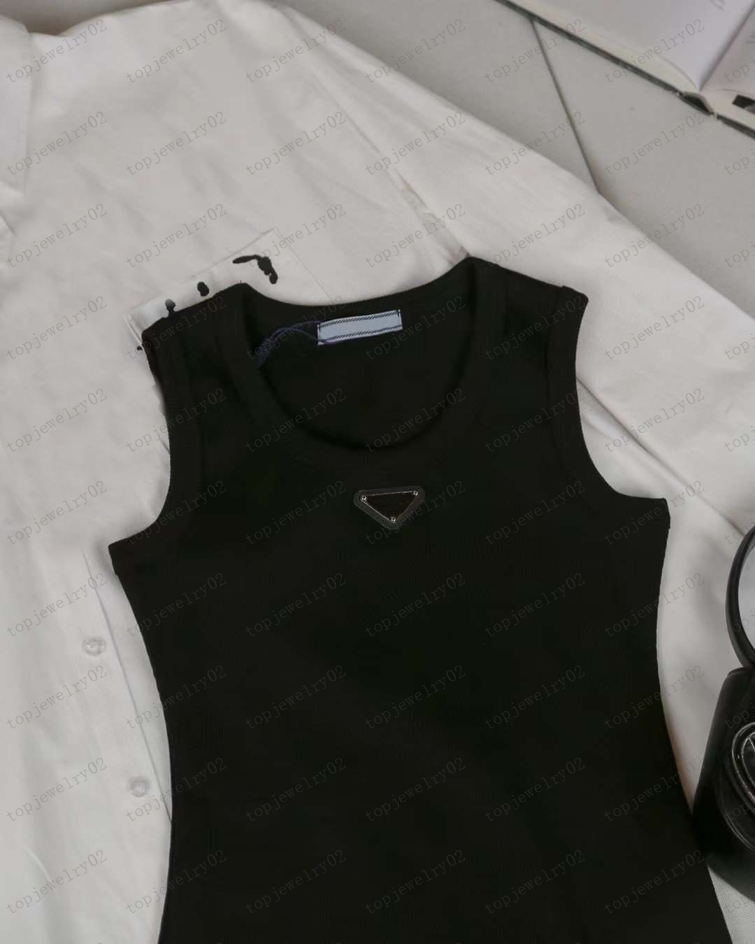 Designer vest sweater Women vests Sweaters spring fall loose Letter round neck pullover knit waistcoats sleeveless vest top waistcoat jumper woman plus size, White/short
Designer vest sweater Women vests Sweaters spring fall loose Letter round neck pullover knit waistcoats sleeveless vest top waistcoat jumper woman plus size, White/short