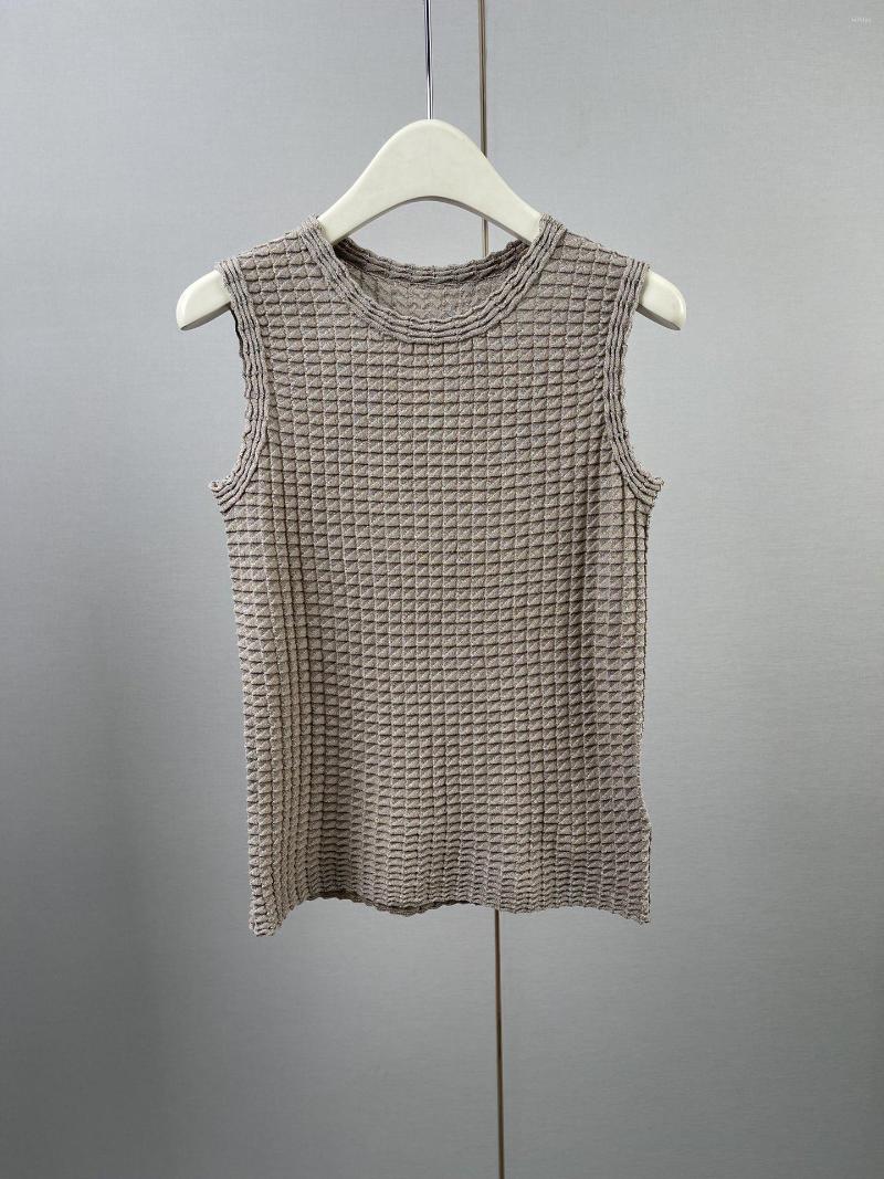 Women's Vests Silk Vest Pleated Design Casual Fashion 2023 Summer 0313, Picture color
Women's Vests Silk Vest Pleated Design Casual Fashion 2023 Summer 0313, Picture color