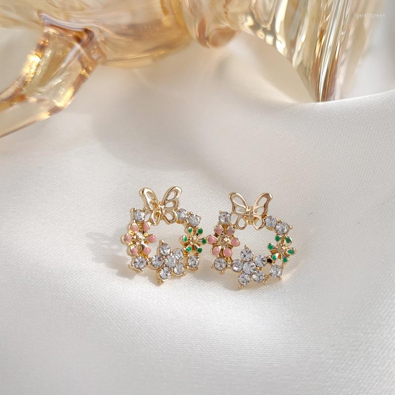 Stud Earrings Butterfly Flower Wholesale Luxury Creative Charm Crystals Round Fashion Jewelry For Women 2023 Korean
Stud Earrings Butterfly Flower Wholesale Luxury Creative Charm Crystals Round Fashion Jewelry For Women 2023 Korean
