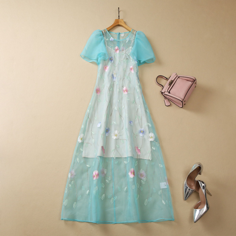 European and American women' clothes 2023 summer new Short-sleeved puffed sleeves Fashion Flower Embroidered Blue Dress XXL, Light sky blue
European and American women' clothes 2023 summer new Short-sleeved puffed sleeves Fashion Flower Embroidered Blue Dress XXL, Light sky blue