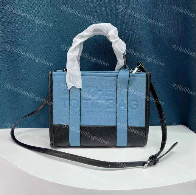 Lady Famous Designer Pu Lather Messenger Shopping Bags Plain Cross body Shoulder Bags Handbags Women Totes purse Crossbody Casual Square Wallets 26cm, Sky blue
Lady Famous Designer Pu Lather Messenger Shopping Bags Plain Cross body Shoulder Bags Handbags Women Totes purse Crossbody Casual Square Wallets 26cm, Sky blue