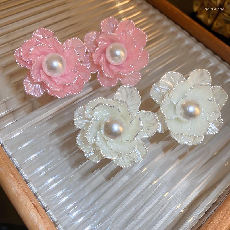 Stud Earrings 2023 Korean Big Pearl Flower Temperament Simple Fashion Versatile Female Jewelry Gift
Stud Earrings 2023 Korean Big Pearl Flower Temperament Simple Fashion Versatile Female Jewelry Gift