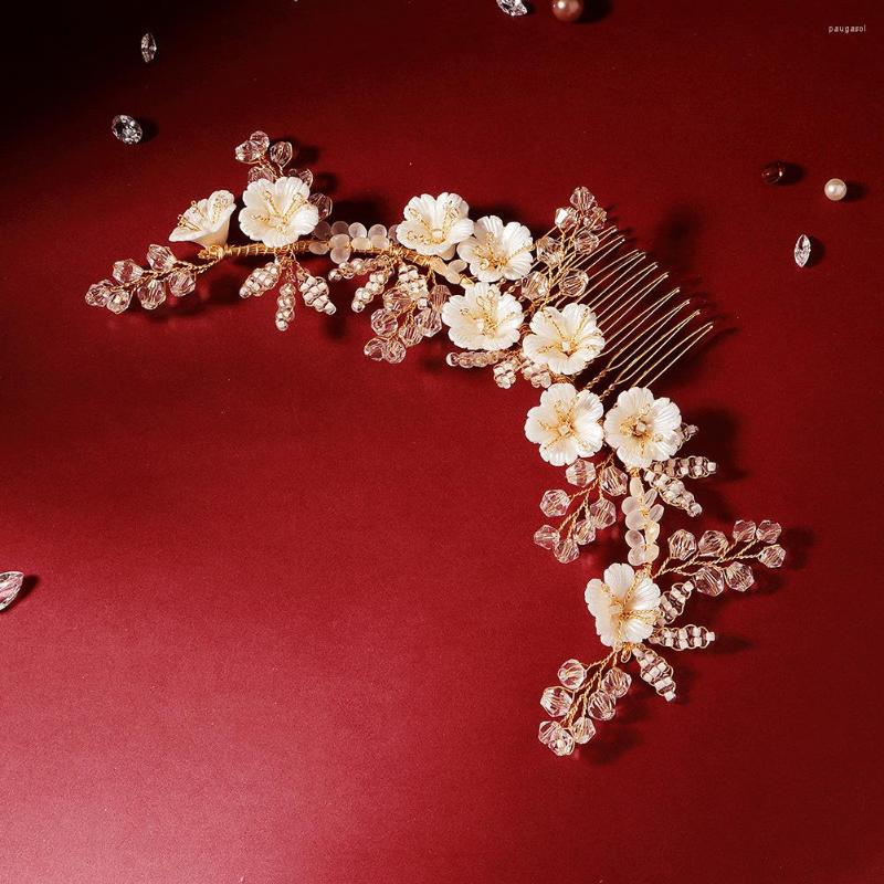 Hair Clips Bridal Wedding Headdress White Elegant Flower Comb Rice Beads Crystal Insert Noble And Luxurious Accessories
Hair Clips Bridal Wedding Headdress White Elegant Flower Comb Rice Beads Crystal Insert Noble And Luxurious Accessories