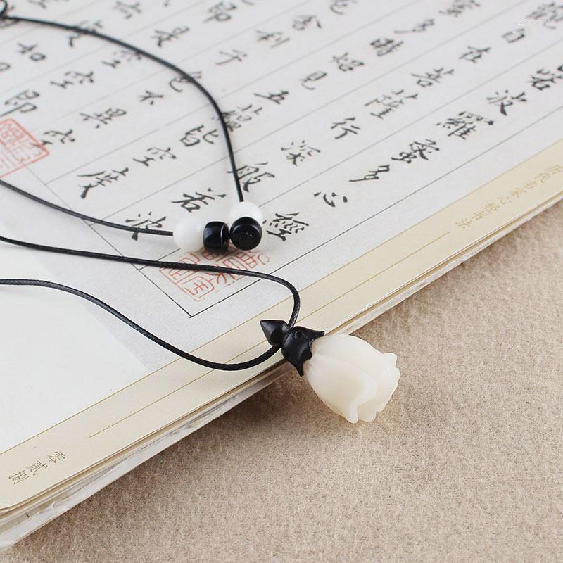Pendant Necklaces Original Bodhi Purple Sandalwood Rose Flower Necklace Women's Small Fresh Simple Wild Cotton Accessories
Pendant Necklaces Original Bodhi Purple Sandalwood Rose Flower Necklace Women's Small Fresh Simple Wild Cotton Accessories