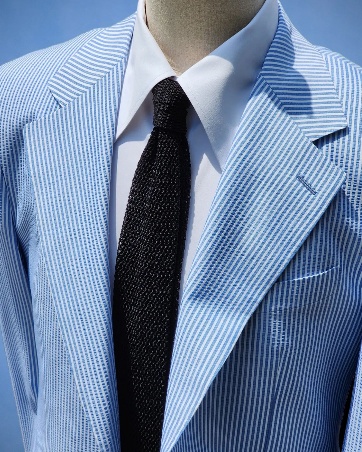 Fashion Pinstripe Men Wedding Tuxedos Slim Fit Peaked Lapel Groom Wear 2 Pieces Set Blazer Pants Formal Costume Homme