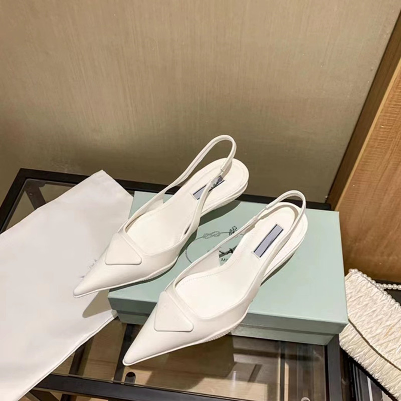Women's Sandals 2023 Summer New Fairy Style Baotou Back Hollow French Pointed Cat Heel High Heels Fashion European and American Women's Shoes35-40
Women's Sandals 2023 Summer New Fairy Style Baotou Back Hollow French Pointed Cat Heel High Heels Fashion European and American Women's Shoes35-40