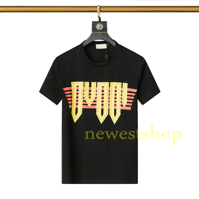 2023 Mens Plus Tees Men designer Tee t shirt Europe big letter print short sleeve cotton t shirts women white black tee Casual Unisex Tshirt XXXL mix style
2023 Mens Plus Tees Men designer Tee t shirt Europe big letter print short sleeve cotton t shirts women white black tee Casual Unisex Tshirt XXXL mix style