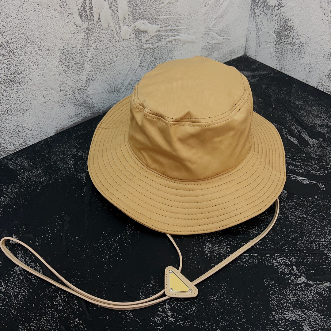 bucket hat Triangle Drawstring sun hat designer hat Classic letter luxury sunshade men and women Elegant charm fashion trend Casual gift summer hat, Khaki
bucket hat Triangle Drawstring sun hat designer hat Classic letter luxury sunshade men and women Elegant charm fashion trend Casual gift summer hat, Khaki