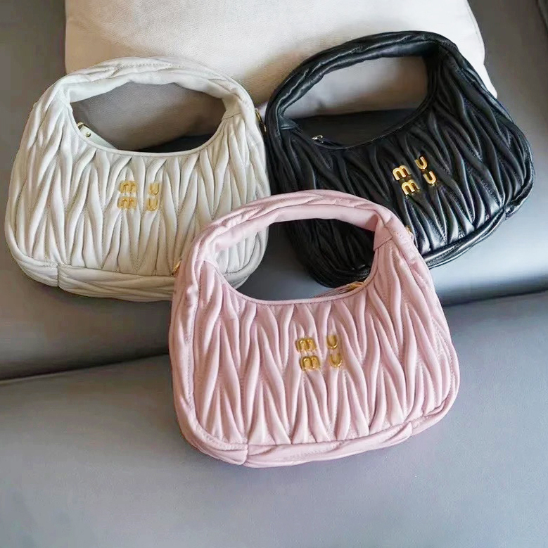 Designer Underarm bags Miui lady Women pochette Wander Matelasse clutch Stuff Sacks Genuine Leather Shoulder bag handbag hobo Miu Wallets tote cross body men zipper, Light pink
Designer Underarm bags Miui lady Women pochette Wander Matelasse clutch Stuff Sacks Genuine Leather Shoulder bag handbag hobo Miu Wallets tote cross body men zipper, Light pink