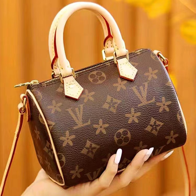 high quality SPeedy Nano designer the tote bag totes purses designer woman handbag women tote Pillow bag Damier Denim Luxurys designers bags Luxurys handbags dhgate, Brown damier-16 cm
high quality SPeedy Nano designer the tote bag totes purses designer woman handbag women tote Pillow bag Damier Denim Luxurys designers bags Luxurys handbags dhgate, Brown damier-16 cm