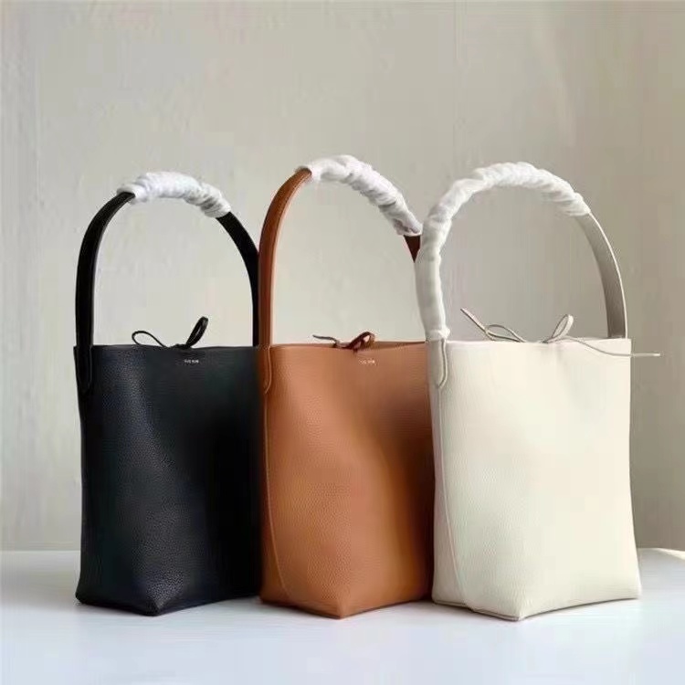 2 Size tote bag for woman Luxurys handbag designer shoulder bucket Womens bags Genuine Leather pochette crossbody clutch Medium large bag Drawstring