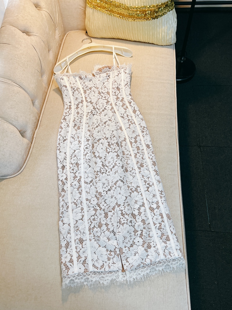 2026 summer white floral lace patchwork dress with thin shoulder straps, sweetheart neck, knee length casual women's skirt