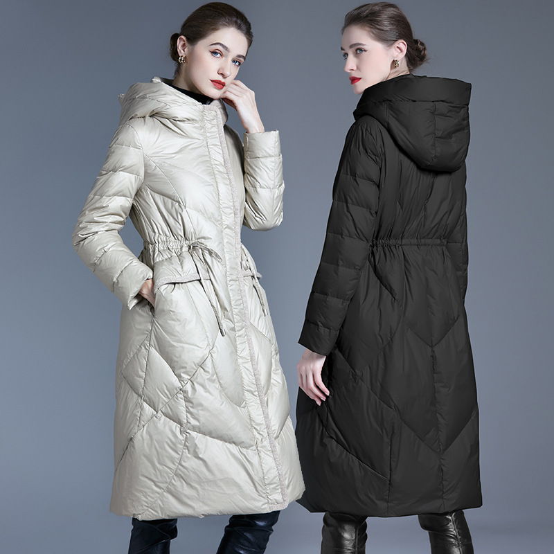 Original designer women's 2023 winter new thickened hooded white duck down medium length over the knee down jacket women, Black
Original designer women's 2023 winter new thickened hooded white duck down medium length over the knee down jacket women, Black