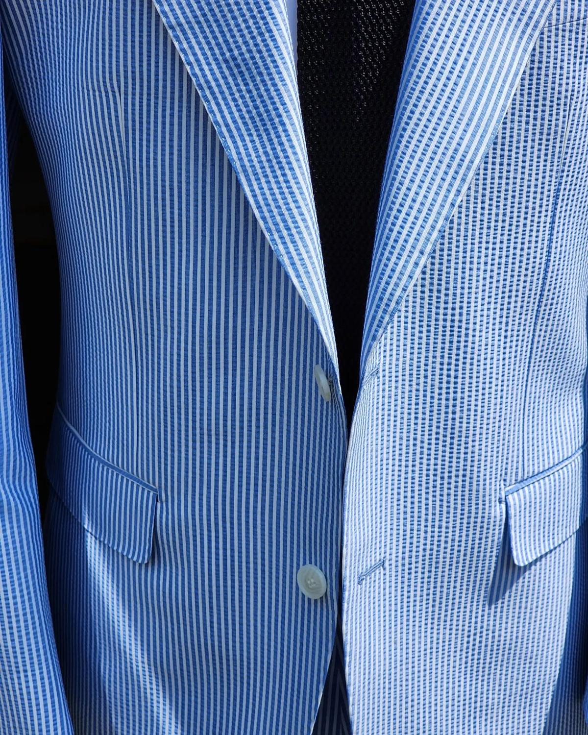 Fashion Pinstripe Men Wedding Tuxedos Slim Fit Peaked Lapel Groom Wear 2 Pieces Set Blazer Pants Formal Costume Homme