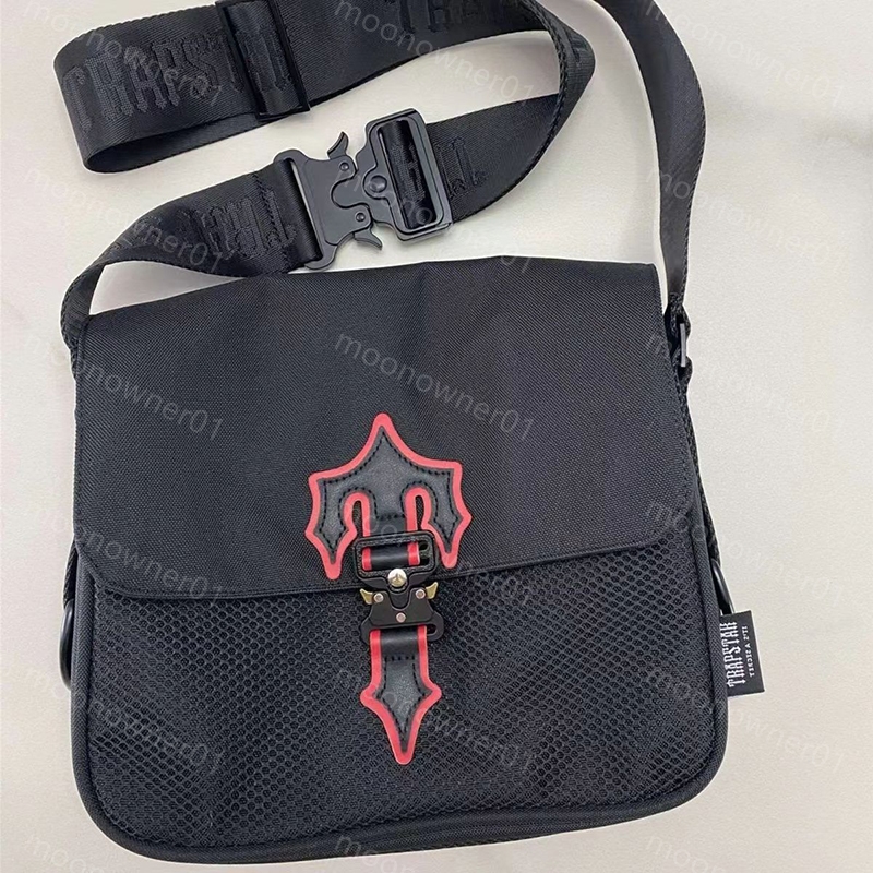 Designer Trapstar bag Men Handbag Luxury messager bags Fashion crossbody nylon Shoulder Bags Casual Trendy shoulder bag for couples Simple workwear canvas bags, Black
Designer Trapstar bag Men Handbag Luxury messager bags Fashion crossbody nylon Shoulder Bags Casual Trendy shoulder bag for couples Simple workwear canvas bags, Black