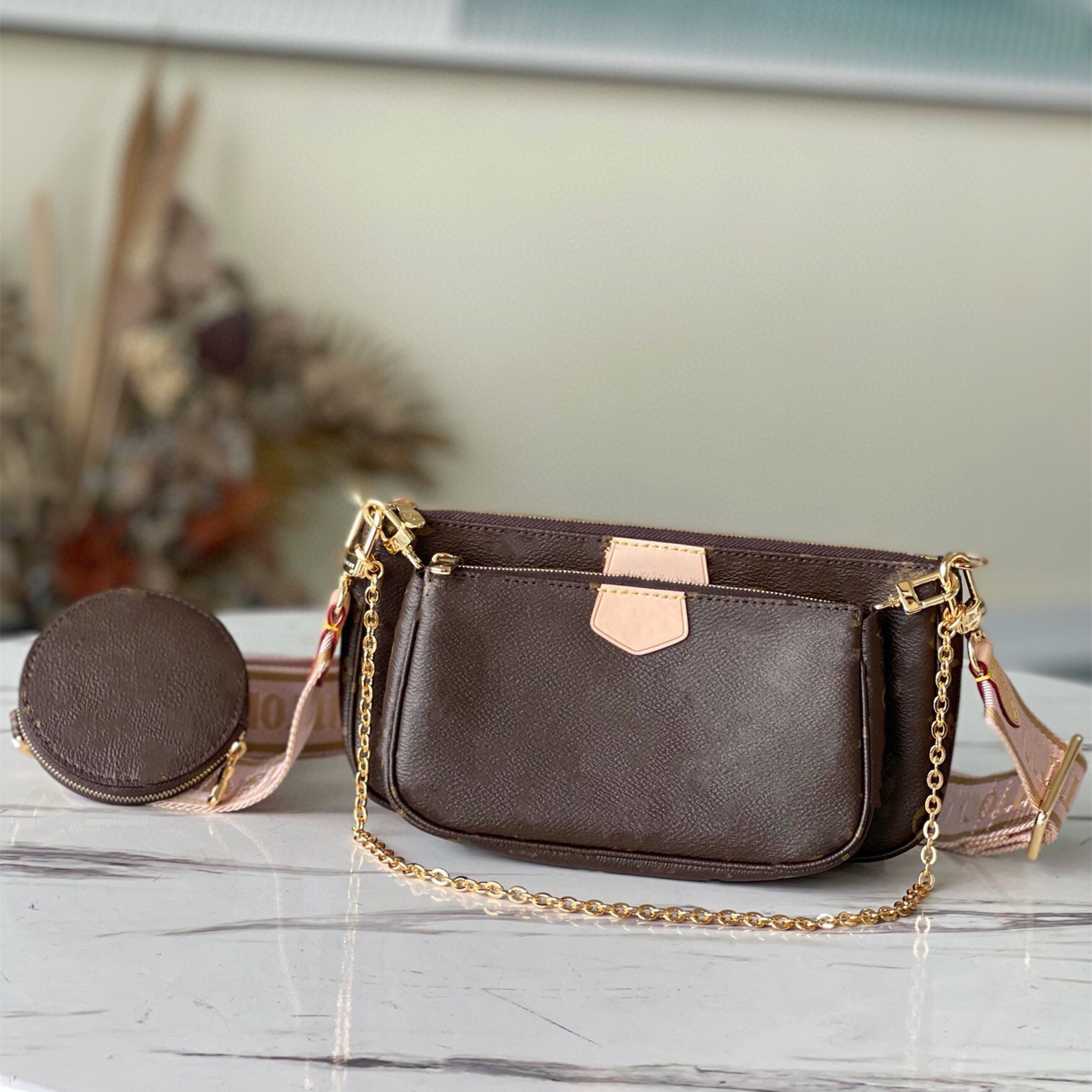 designer bag Multi Pochette Accessories Handbag M44840 Womens wallet brown bags gold chain 24cm Multiple pocket compartments shoulder bag luxury crossbody bags, Army green strap
designer bag Multi Pochette Accessories Handbag M44840 Womens wallet brown bags gold chain 24cm Multiple pocket compartments shoulder bag luxury crossbody bags, Army green strap