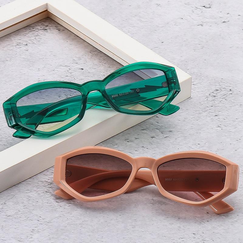 Sunglasses ZLY 2023 Fashion Rectangle Women Men Leopard Frame Gradients Lens Thunder Logo Designer Casual UV400
Sunglasses ZLY 2023 Fashion Rectangle Women Men Leopard Frame Gradients Lens Thunder Logo Designer Casual UV400