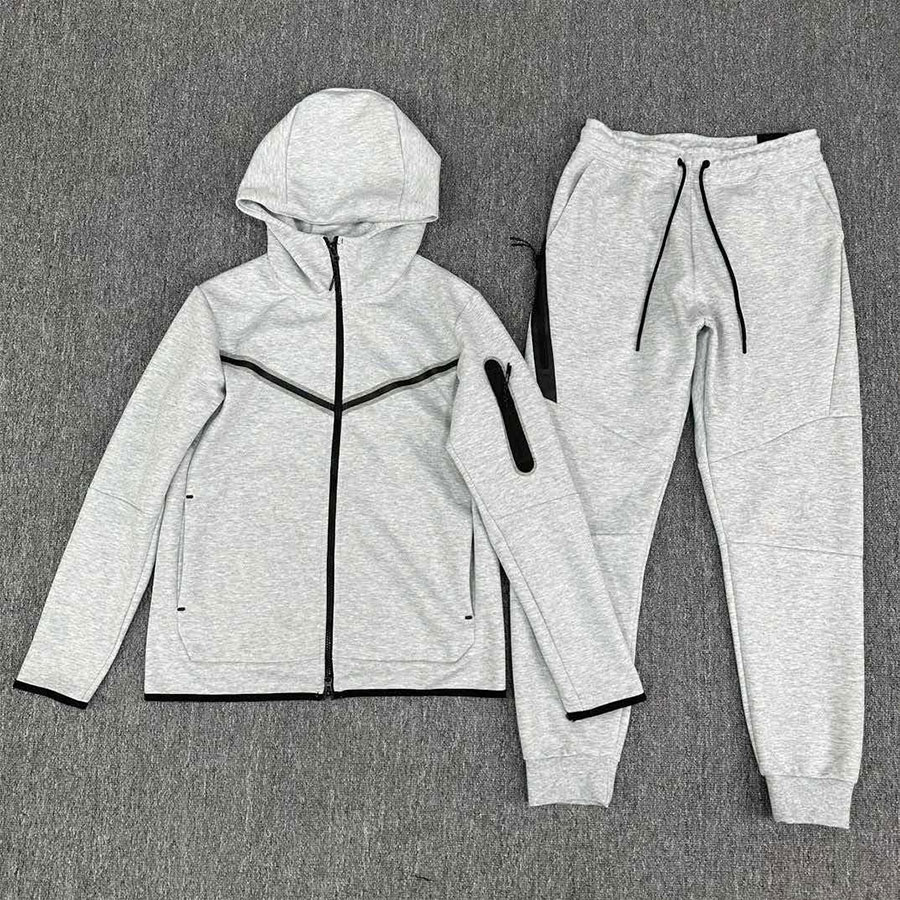 Designer Mens Tracksuits Tech Fleece Woman Fashion Two Piece Set Casual Sport Hoodie Tracksuit Man Outdoor Jogging Suit 13 Styles
Designer Mens Tracksuits Tech Fleece Woman Fashion Two Piece Set Casual Sport Hoodie Tracksuit Man Outdoor Jogging Suit 13 Styles