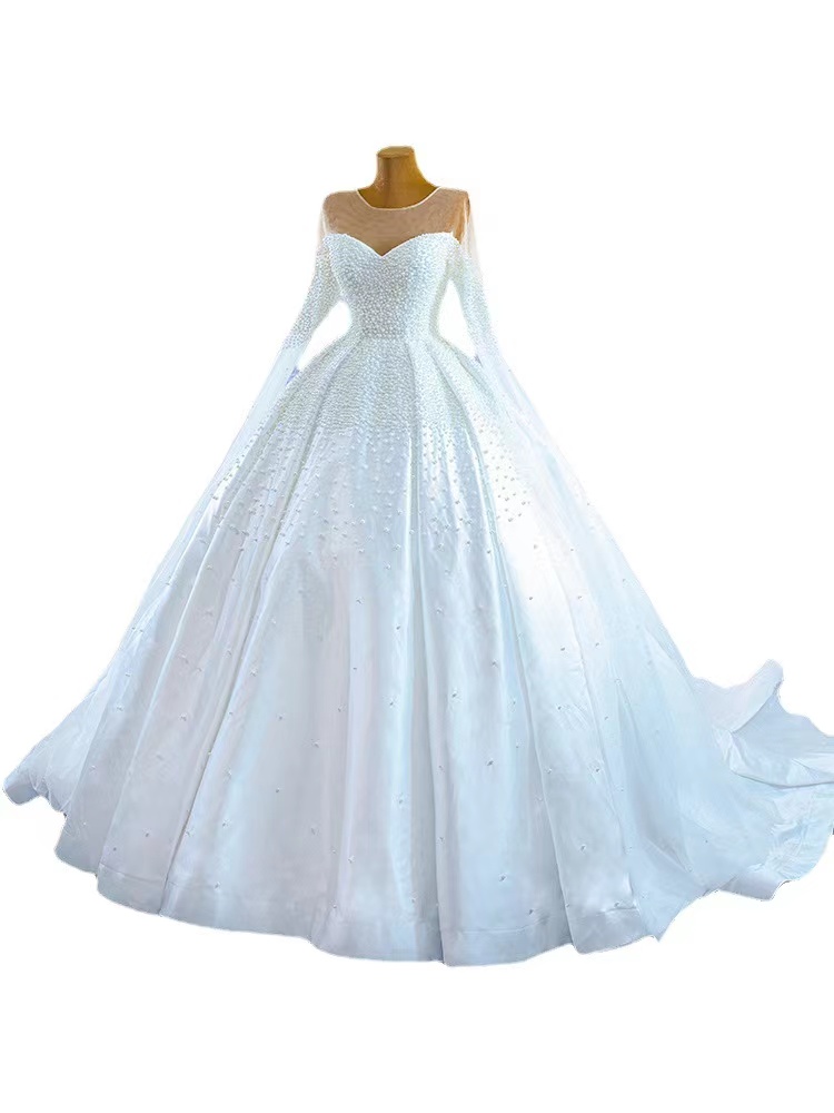 Elegant Kaftan Arabic A e Wedding Dresses beaded Embroidered Beaded bg Long Sleeves Muslim Bridal Gowns Cape White Satin Bride Dress Court Train 2023