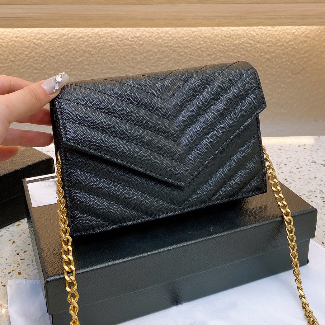 Fashion Women Luxurys Designers Bags Handbags high quality Leather shoulder handbag Trend Clutch purse Ladies Classic Envelope Bag wallet with logo
Fashion Women Luxurys Designers Bags Handbags high quality Leather shoulder handbag Trend Clutch purse Ladies Classic Envelope Bag wallet with logo