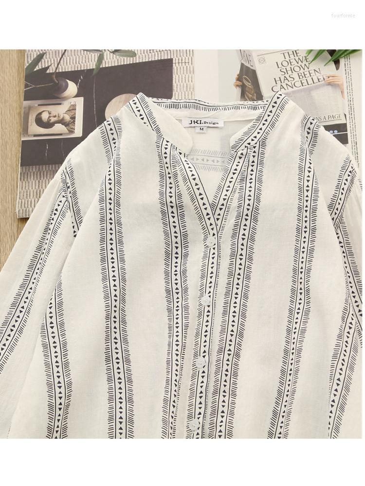 Women's T Shirts Lamtrip Unique Geometric Stripe Print V-Neck Half Sleeve Cotton T-Shirt Shirt Casual Tee Top 2023 Summer, Picture
Women's T Shirts Lamtrip Unique Geometric Stripe Print V-Neck Half Sleeve Cotton T-Shirt Shirt Casual Tee Top 2023 Summer, Picture