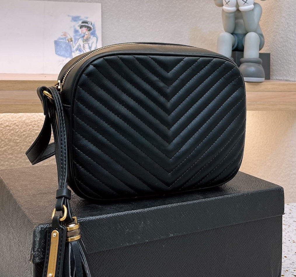 Shoulder Bags Designer Luxury Y high quality Handbags wallet Fashion womens Tote Clutch Crossbody Classic Retro camera bag Ladies purses Handbag with logo 5A, No bags
Shoulder Bags Designer Luxury Y high quality Handbags wallet Fashion womens Tote Clutch Crossbody Classic Retro camera bag Ladies purses Handbag with logo 5A, No bags