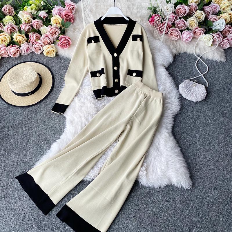 Women's Two Piece Pants Autumn And Winter Knitted Suit FEMALE Recreational TEMPERAMENT V Neck Cardigan Sweater High Waist Leisure Wide Leg, Black
Women's Two Piece Pants Autumn And Winter Knitted Suit FEMALE Recreational TEMPERAMENT V Neck Cardigan Sweater High Waist Leisure Wide Leg, Black