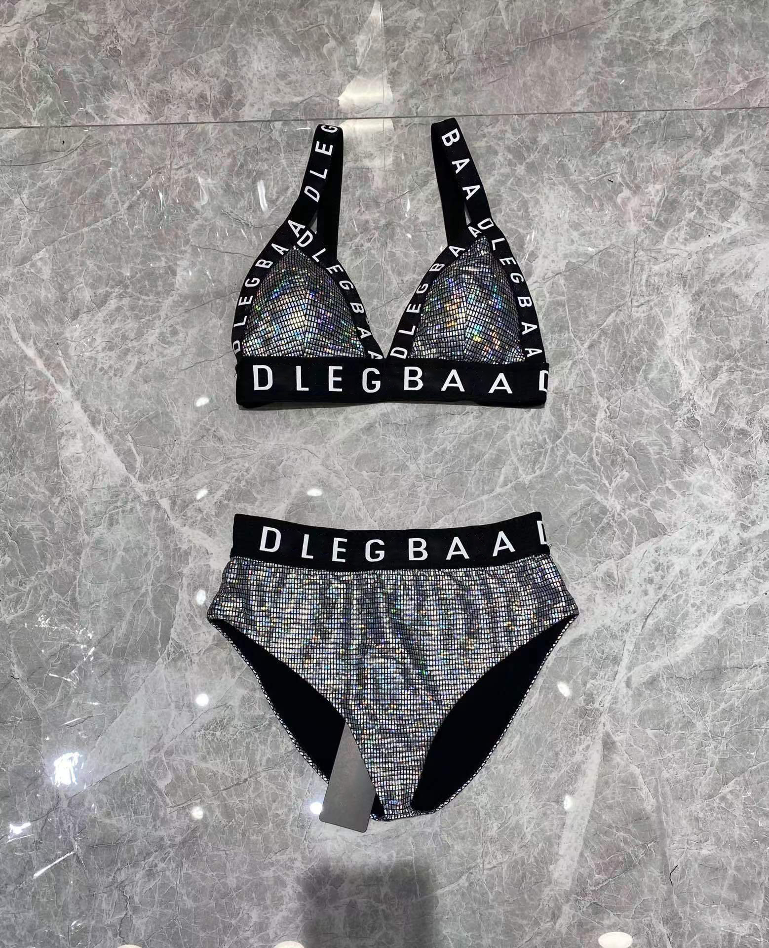 Designer Bikinis Designer Swim Suit Bathing Suits Designer Woman Two-piece Bikini with Letter Swimsuits Swimwear Beach womens Bathing Suits Three-point Swimwear, Black
Designer Bikinis Designer Swim Suit Bathing Suits Designer Woman Two-piece Bikini with Letter Swimsuits Swimwear Beach womens Bathing Suits Three-point Swimwear, Black