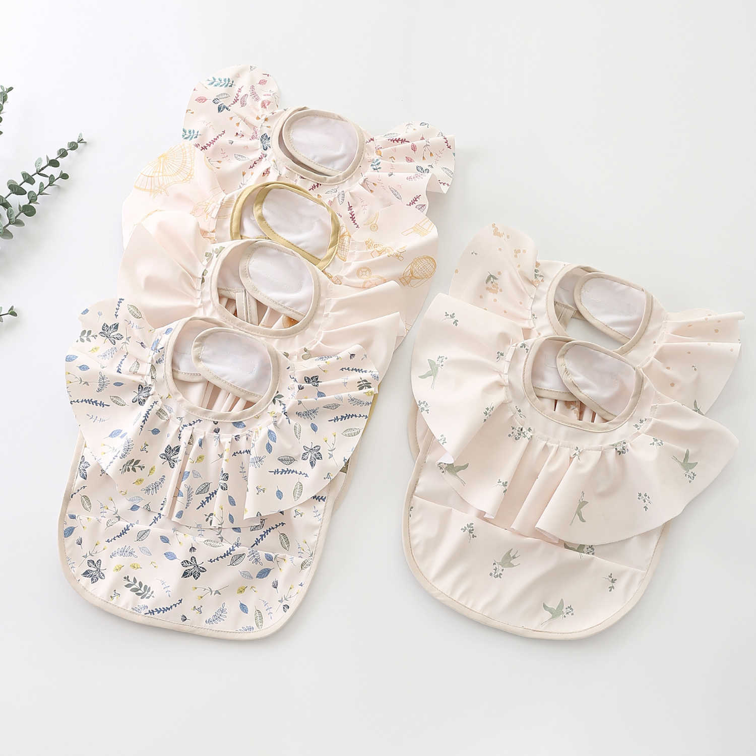 Bibs Waterproof Burp Cloths feeding bibs cartoon items baby girls and boys accessories edible children's scarves G220605 good