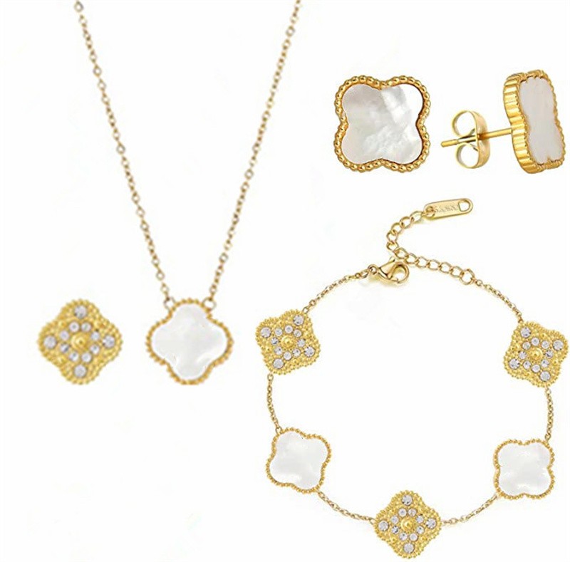 Lucky Clover Sets Necklace Pendant Earrings Bracelet 18k Gold Plated Charm Designer Jewelry for Mother's Day Thanksgiving Day Valentine's Day Women Girls Gift
Lucky Clover Sets Necklace Pendant Earrings Bracelet 18k Gold Plated Charm Designer Jewelry for Mother's Day Thanksgiving Day Valentine's Day Women Girls Gift
