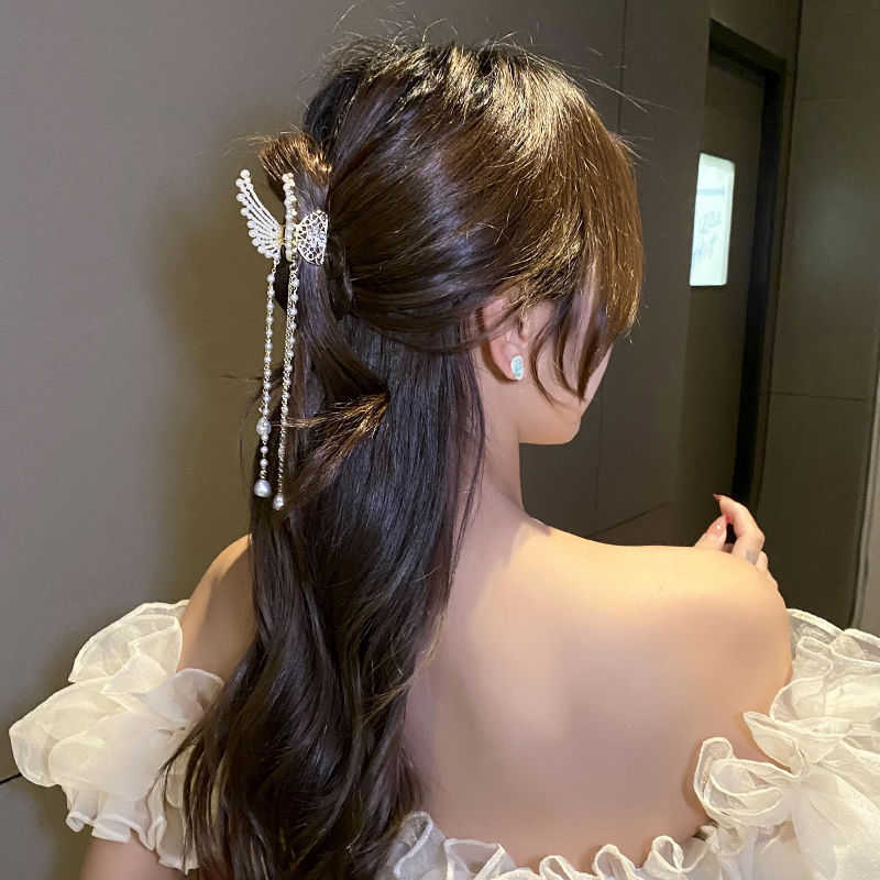 Other 2023 New Butterfly Tassel Hairpin Simple Metal Hair Barrettes Women Clips Hair Accessories