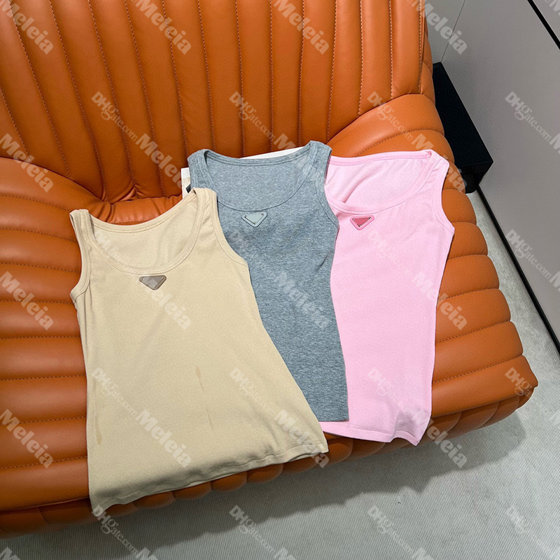 3 Colors Knitted Tank Top Cropped Top for Women Triangle Badge Designer Lady Tees Knitted Tank, Pink
3 Colors Knitted Tank Top Cropped Top for Women Triangle Badge Designer Lady Tees Knitted Tank, Pink