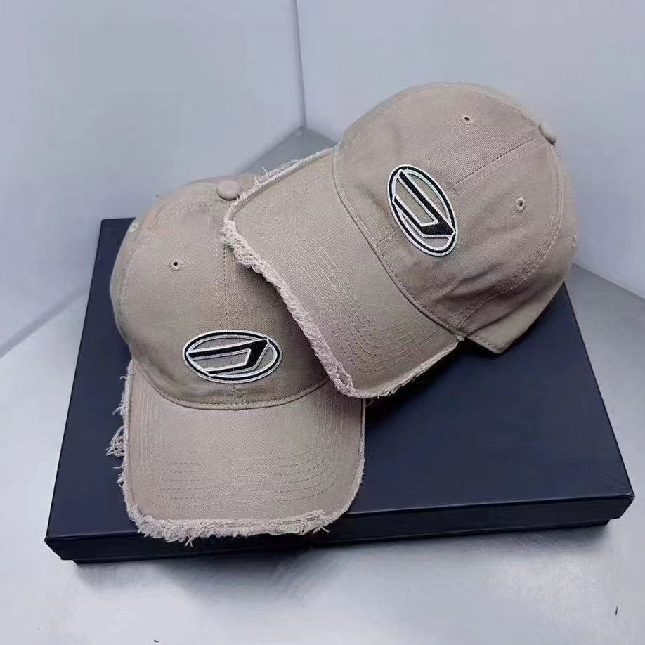 Luxury hat Designer Cap diesel for Women and men Classic Travel and sports essential item Versatile Sunshade Hat modern fashion, White
Luxury hat Designer Cap diesel for Women and men Classic Travel and sports essential item Versatile Sunshade Hat modern fashion, White