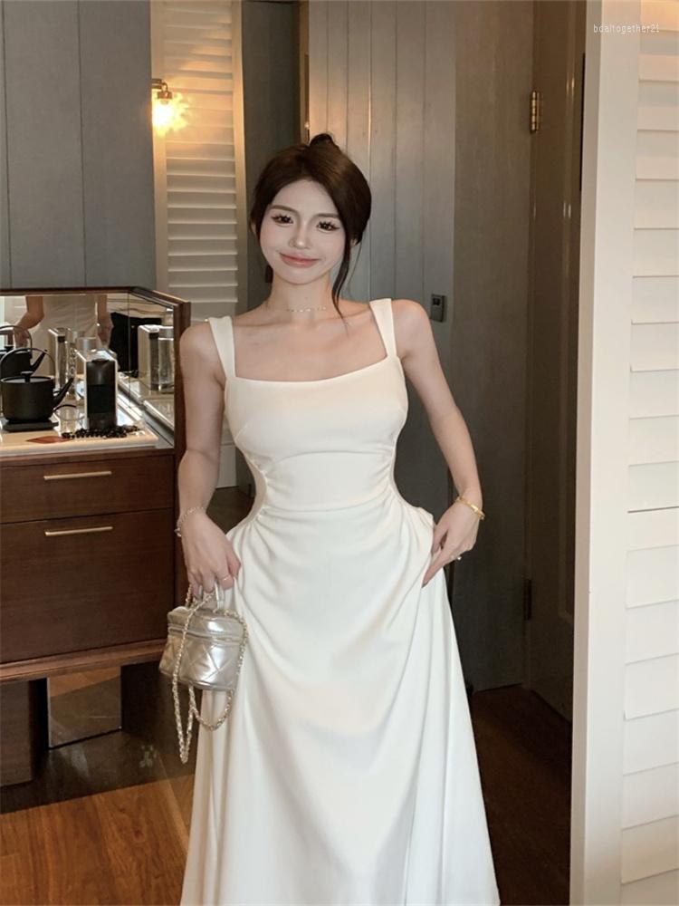 Casual Dresses Elegant White Suspender Party Dress French Niche Design Sheath Tunic Long For Women 2023 Summer Ladies Midi
Casual Dresses Elegant White Suspender Party Dress French Niche Design Sheath Tunic Long For Women 2023 Summer Ladies Midi