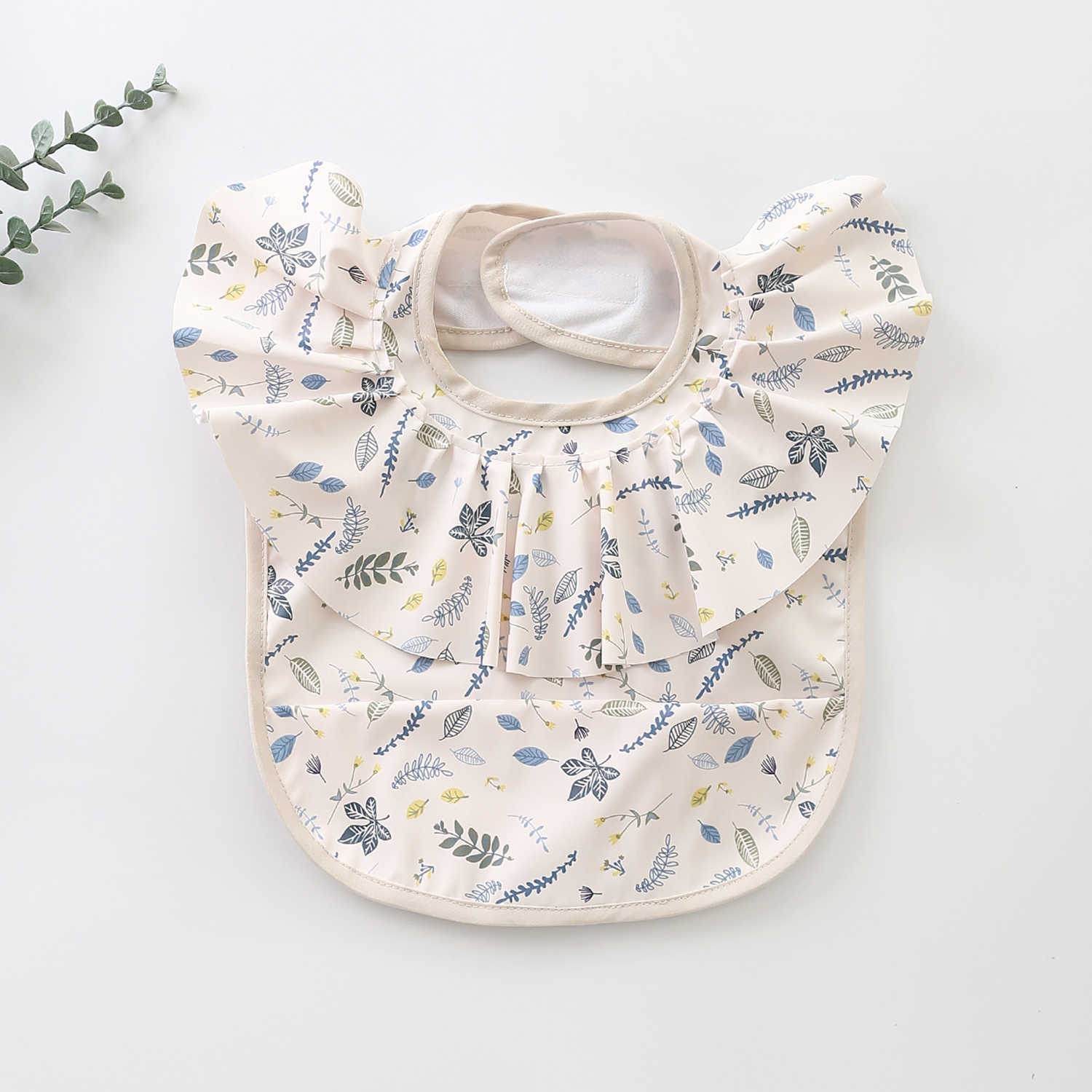 Bibs Waterproof Burp Cloths feeding bibs cartoon items baby girls and boys accessories edible children's scarves G220605 good