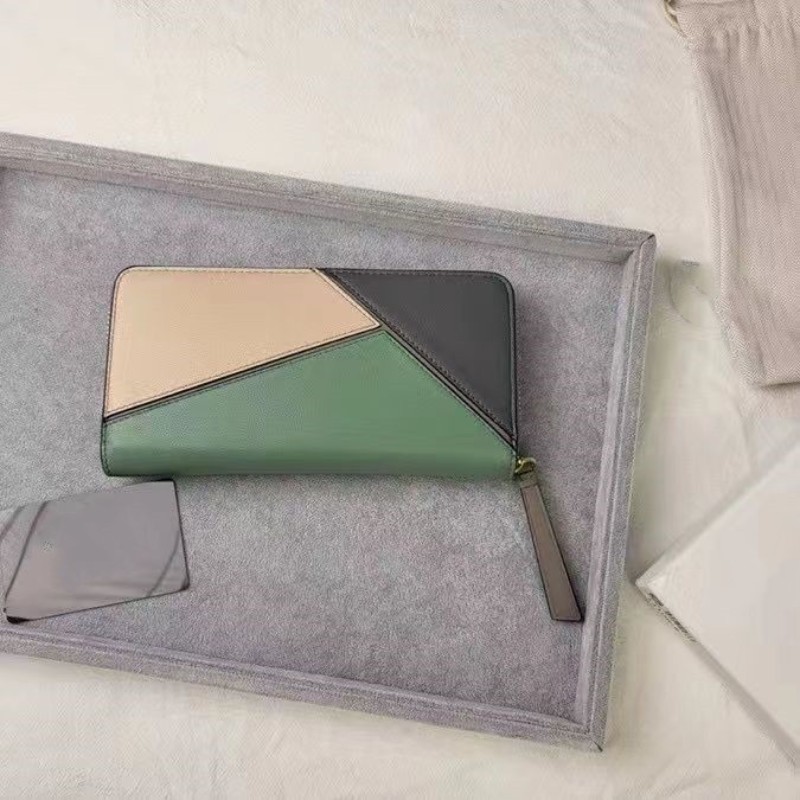 Color Block Patchwork Leather Short Slim Zipper Coin Purse Tassel Small Money PurseWallets Wallets Geometric Wallet For Women, Grey
Color Block Patchwork Leather Short Slim Zipper Coin Purse Tassel Small Money PurseWallets Wallets Geometric Wallet For Women, Grey