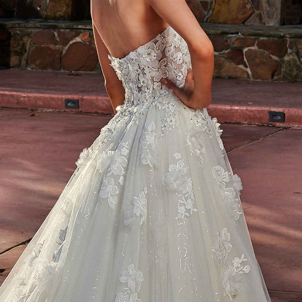 Gorgeous Wedding Dress Court Train Strapless Zipper Back Tulle with 3D Flowers Applique with Beads Bridal Gowns Detachable Off the Shoulder Straps