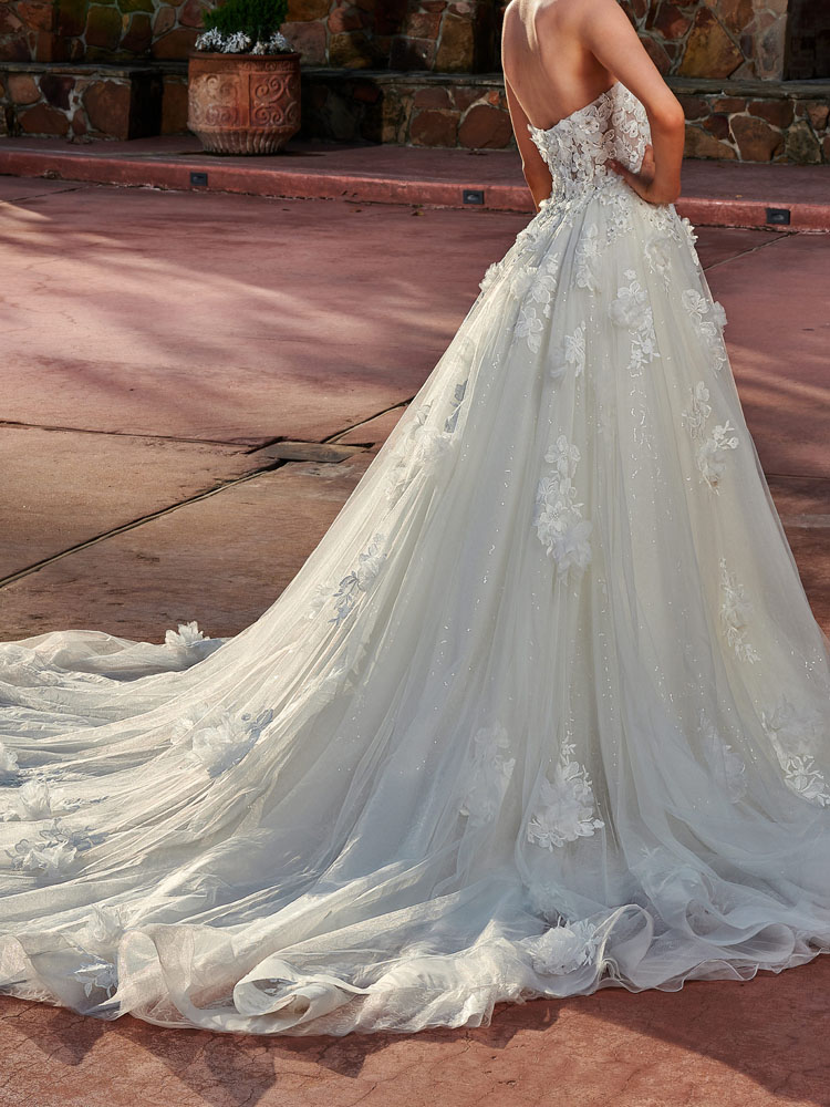 Gorgeous Wedding Dress Court Train Strapless Zipper Back Tulle with 3D Flowers Applique with Beads Bridal Gowns Detachable Off the Shoulder Straps