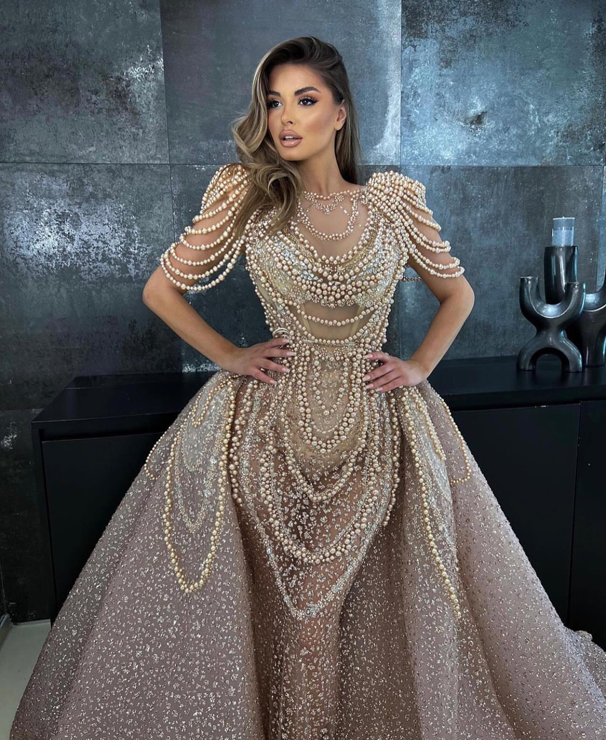Gorgeous Mermaid Wedding Dresses Jewel Designer Pearls Shining Lace Detachable Training Chapel Gown Custom Made Plus Size Bridal Gown Vestidos De Novi