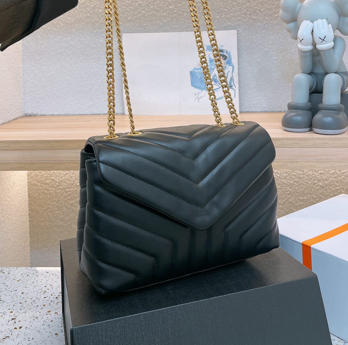 Shoulder Bags Top quality Y Luxurys designers Fashion womens Handbags wallet Clutch Classic Retro Chain Bag Totes CrossBody Handbag ladies purses Best-selling
Shoulder Bags Top quality Y Luxurys designers Fashion womens Handbags wallet Clutch Classic Retro Chain Bag Totes CrossBody Handbag ladies purses Best-selling