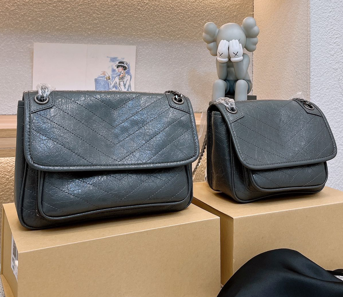 Fashion Women Luxurys Designers shoulder Bags Handbags high quality Leather CrossBody handbag Ladies Classic Chain Messenger Bag wallet Clutch purse with logo, No bag
Fashion Women Luxurys Designers shoulder Bags Handbags high quality Leather CrossBody handbag Ladies Classic Chain Messenger Bag wallet Clutch purse with logo, No bag