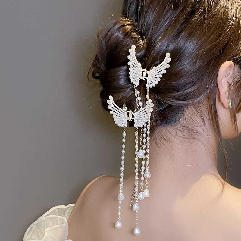 Other 2023 New Butterfly Tassel Hairpin Simple Metal Hair Barrettes Women Clips Hair Accessories