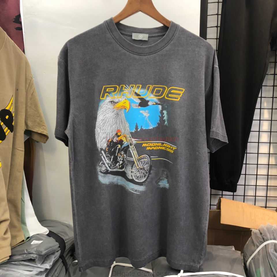 Designer Fashion Clothing Tees Tshirt Rhude Brand Hip Hop Mens Spring Clothes Locomotive Eagle Do Old Short Sleeve Tshirt Lovers Loose Short t Cotton Streetwear Tops, Dark gray
Designer Fashion Clothing Tees Tshirt Rhude Brand Hip Hop Mens Spring Clothes Locomotive Eagle Do Old Short Sleeve Tshirt Lovers Loose Short t Cotton Streetwear Tops, Dark gray