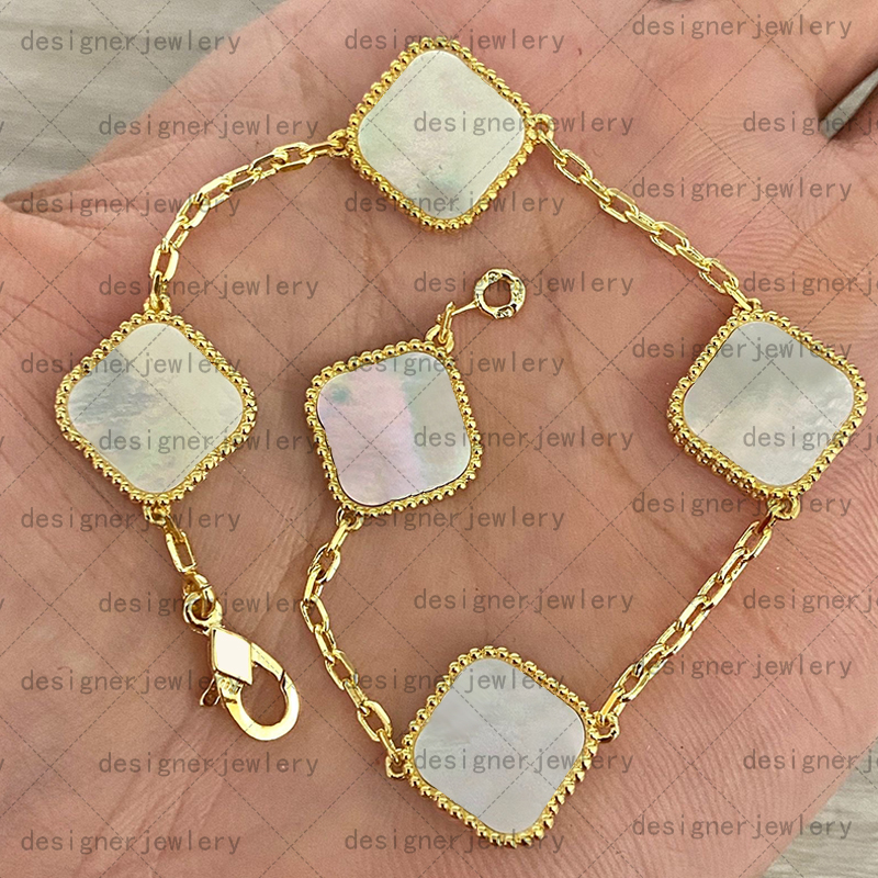 Classic designer clover bracelet gold bracelets woman leaf clover charm jewelry high quality fashion link chain bangle women silver white flowers bracelet bangles
Classic designer clover bracelet gold bracelets woman leaf clover charm jewelry high quality fashion link chain bangle women silver white flowers bracelet bangles