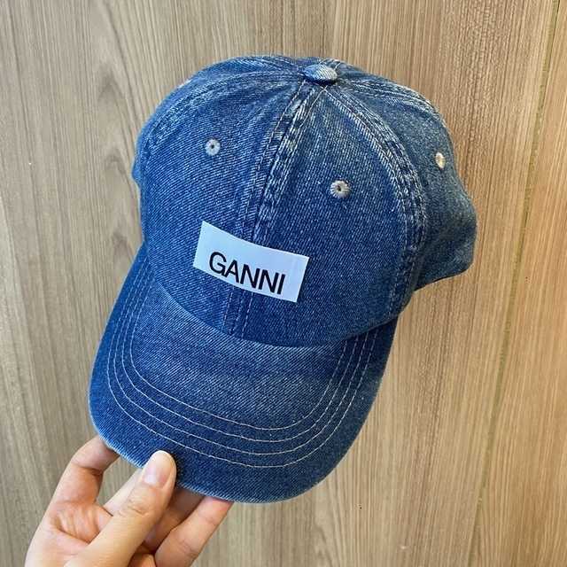 Ball Caps Ins Three Colors Can Wash Denim Baseball Cap Ganni Sports Outdoor Mens and Womens Adjustable Four Seasons Duck Hat 230408NFEU 17MGM, Deep blue
Ball Caps Ins Three Colors Can Wash Denim Baseball Cap Ganni Sports Outdoor Mens and Womens Adjustable Four Seasons Duck Hat 230408NFEU 17MGM, Deep blue