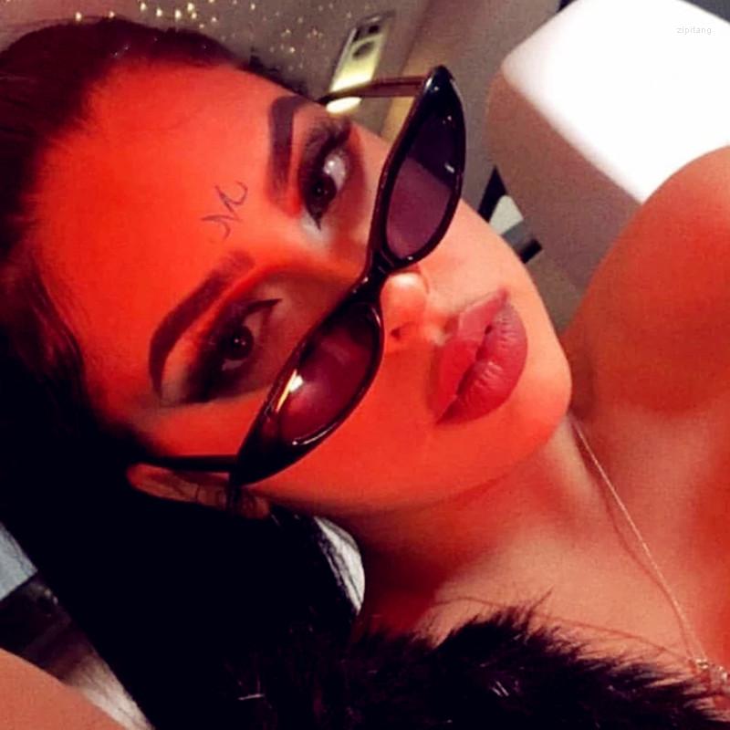 Sunglasses OLOPKY Cat Eye Women Vintage Luxury Eyewear For Women/Men Brand Designer Glassees Gafas De Sol Mujer 2023
Sunglasses OLOPKY Cat Eye Women Vintage Luxury Eyewear For Women/Men Brand Designer Glassees Gafas De Sol Mujer 2023