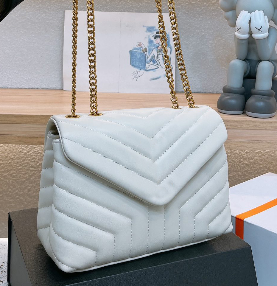 Fashion Women Luxurys Designers shoulder Bags Handbags high quality Leather CrossBody handbag Ladies Retro Chain Bag wallet Trend Clutch purse with logo, No bags
Fashion Women Luxurys Designers shoulder Bags Handbags high quality Leather CrossBody handbag Ladies Retro Chain Bag wallet Trend Clutch purse with logo, No bags